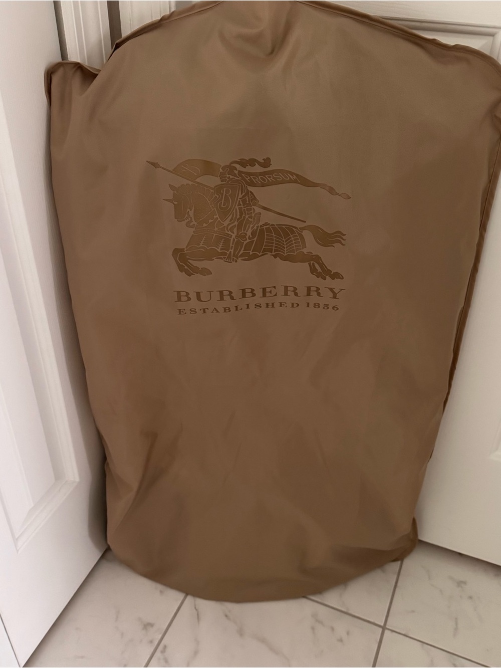 Burberry London Sandringham Black Wool Double-Breasted Coat, Belted Waist - Picture 12 of 12